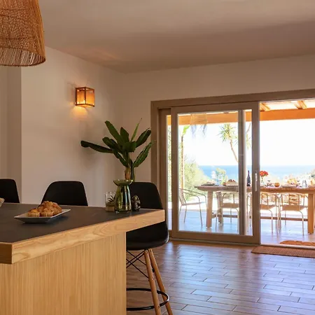 Maju 빌라 테르테니아